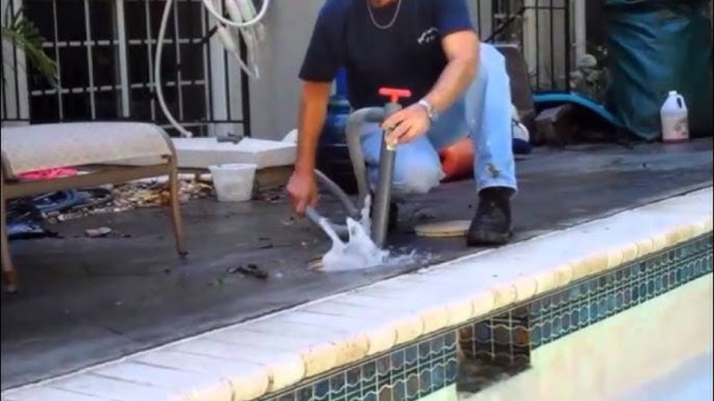 Air Compressor To Close Pool