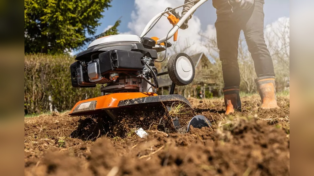 How To Using A Tiller To Level Ground For Pool