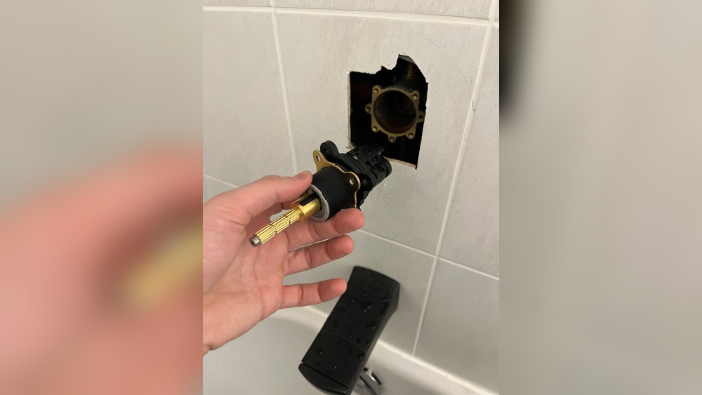 Pfister Shower Faucet Wont Turn Off