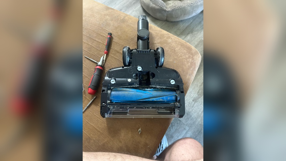 How To Unscrew A Shark Vacuum