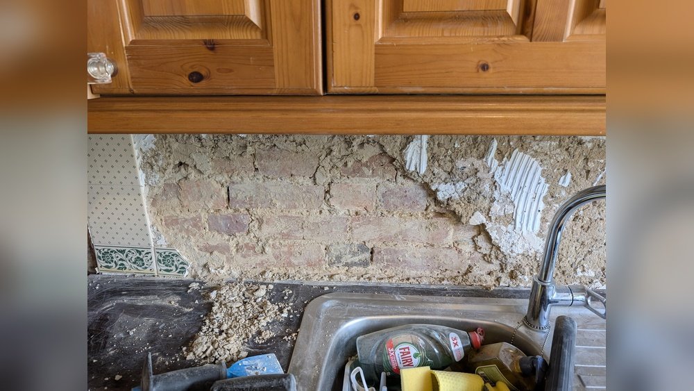 How To Fix Tiles Coming Away From Kitchen Wall