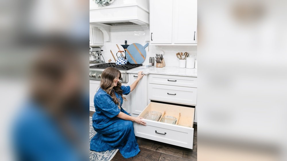 How To Organize Kitchen Drawers