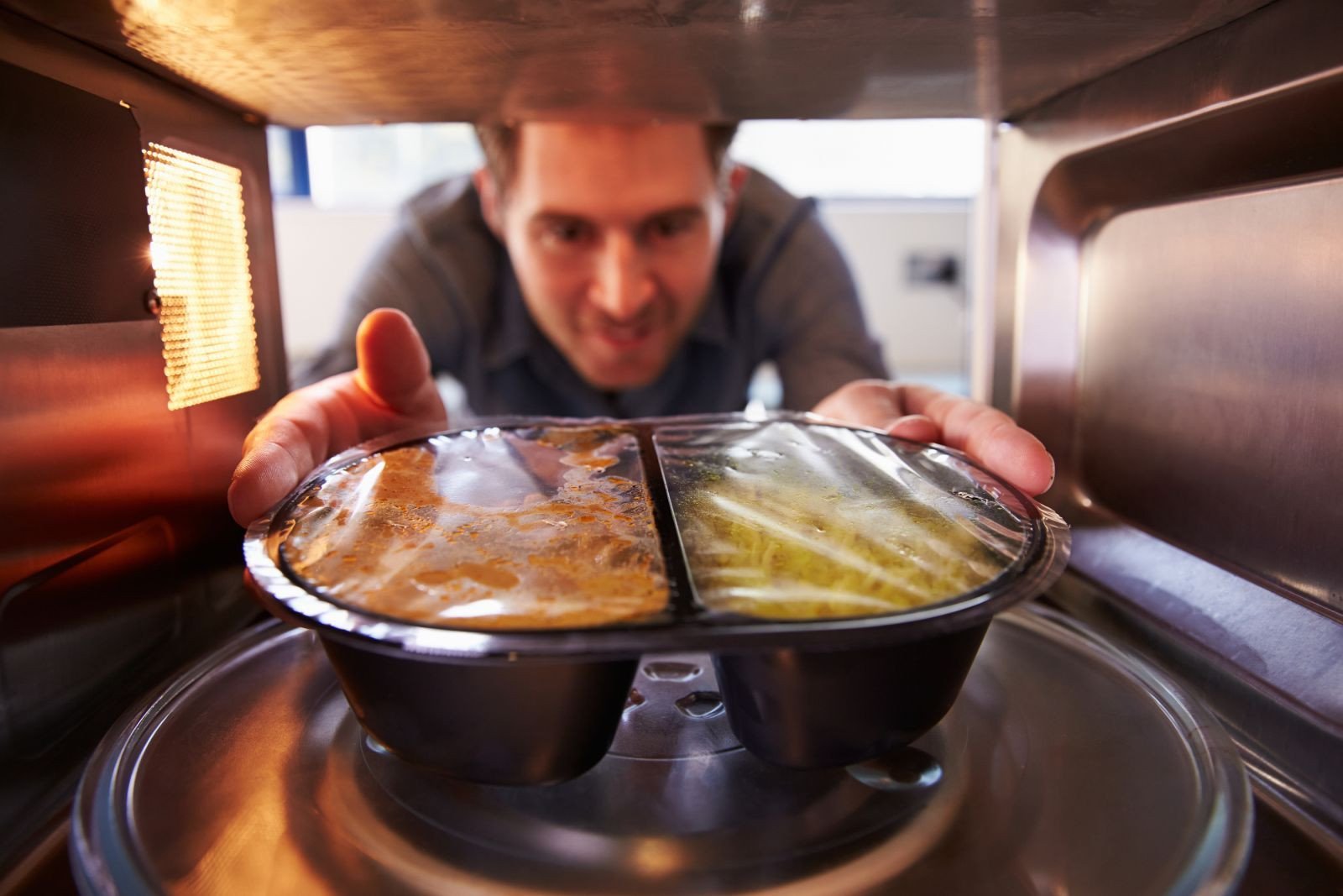A collection of safe glass containers used for addressing frequently asked microwave heating questions.